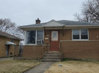 9328 Lincoln Ave, Brookfield, IL 60513