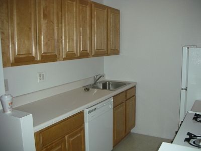 1st image of 221 Parkville Ave APT 4C