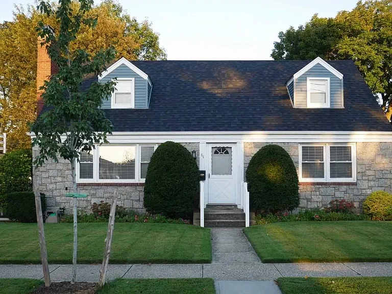 66 South Kensington Avenue