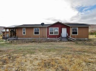 22502 Ahtanum Rd, Yakima, WA 98903