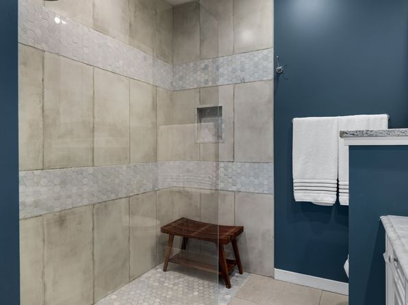 Additional property image - 1004 S Montreal Ave, Dallas, TX 75208