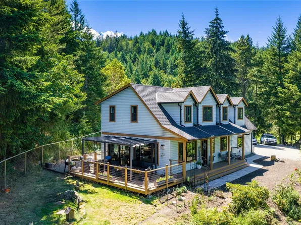 1691 Meadowood Way, Nanaimo, BC V9K 2S3