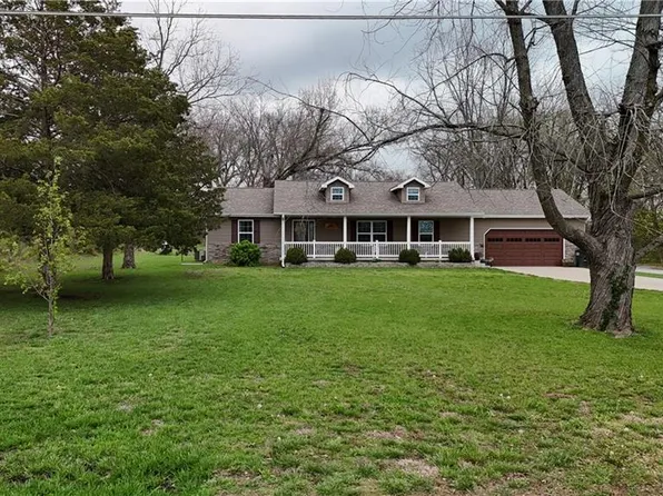 14175 S 1400th Rd, Nevada, MO 64772