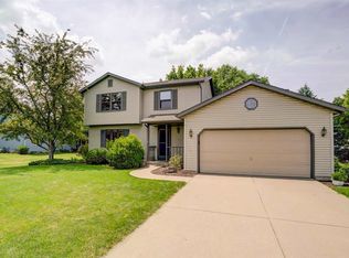 7012 Companion Ln, Middleton, WI 53562