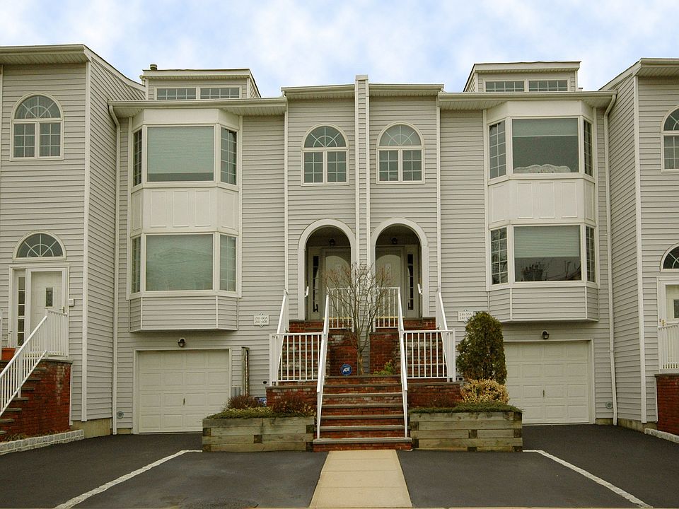 1st image of 24110 Oak Park Dr