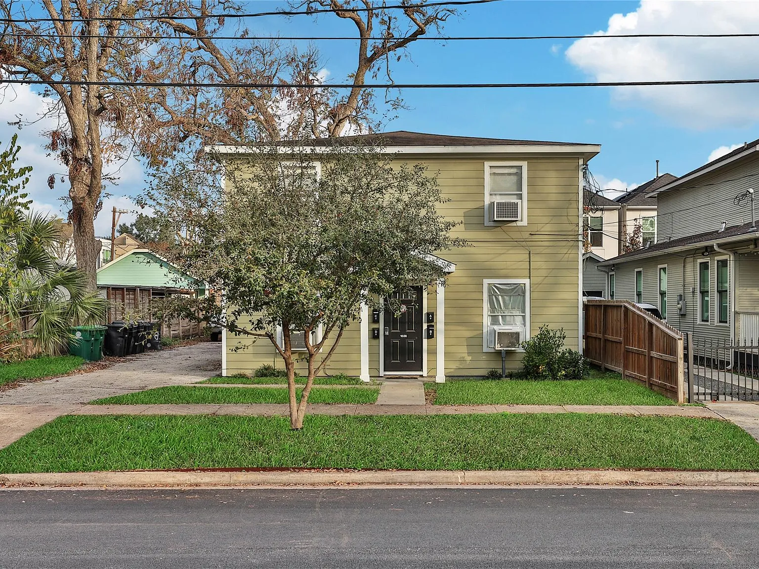 1 bed, 1.0 bath, 630 sqft, $1,195 — Photo 1