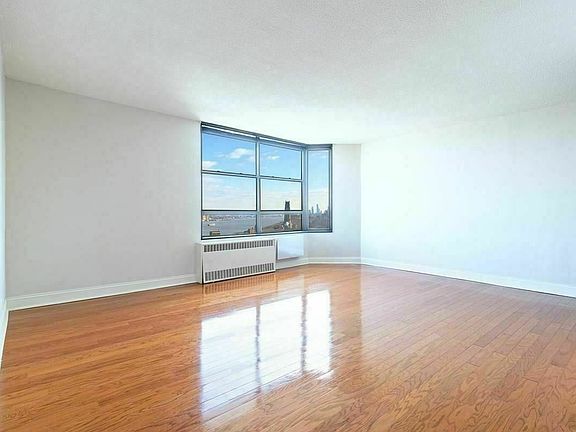 3rd image of 3333C Broadway #C21e