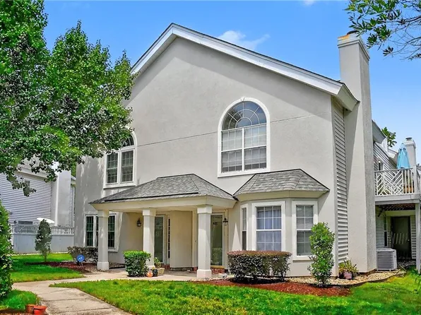 451 Seahorse Run, Chesapeake, VA 23320