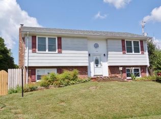 319 French St, Pearisburg, VA 24134