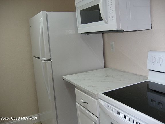 3rd image of 3916 Mount Vernon Ave
