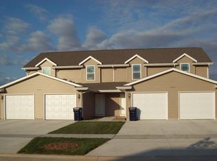 3037 Breyer St SW, Cedar Rapids, IA 52404