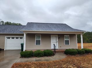 120 N Pine St, Pine Level, NC 27568