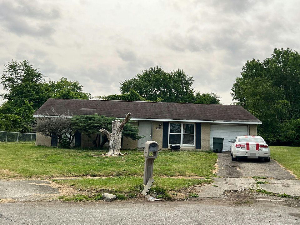 1st image of 2642 Chelford Ct