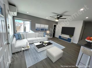 2734 Hornblend St, San Diego, CA 92109