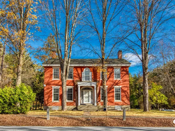 195 Water St, Elizabethtown, NY 12932