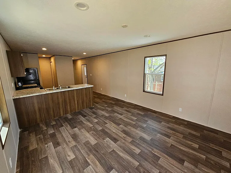 Welcome Home to Colony Park Johnson City's Hidden Gem! — Photo 18