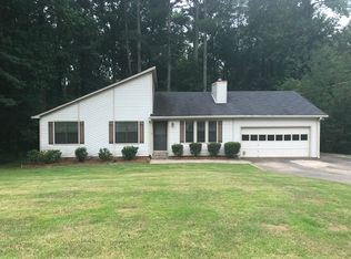 6111 Brook Ln, Acworth, GA 30102