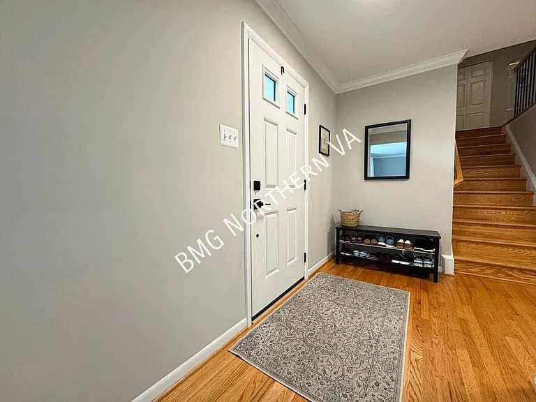 404 Onondio Cir SE — Photo 3