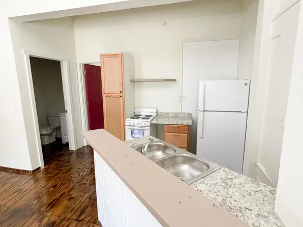 1523 Maple Ave #E, Zanesville, OH 43701