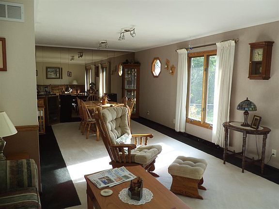 4th image of 2405 Kenilworth Dr