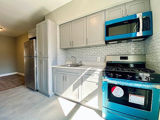1st image of 2024 Bergen St #2L