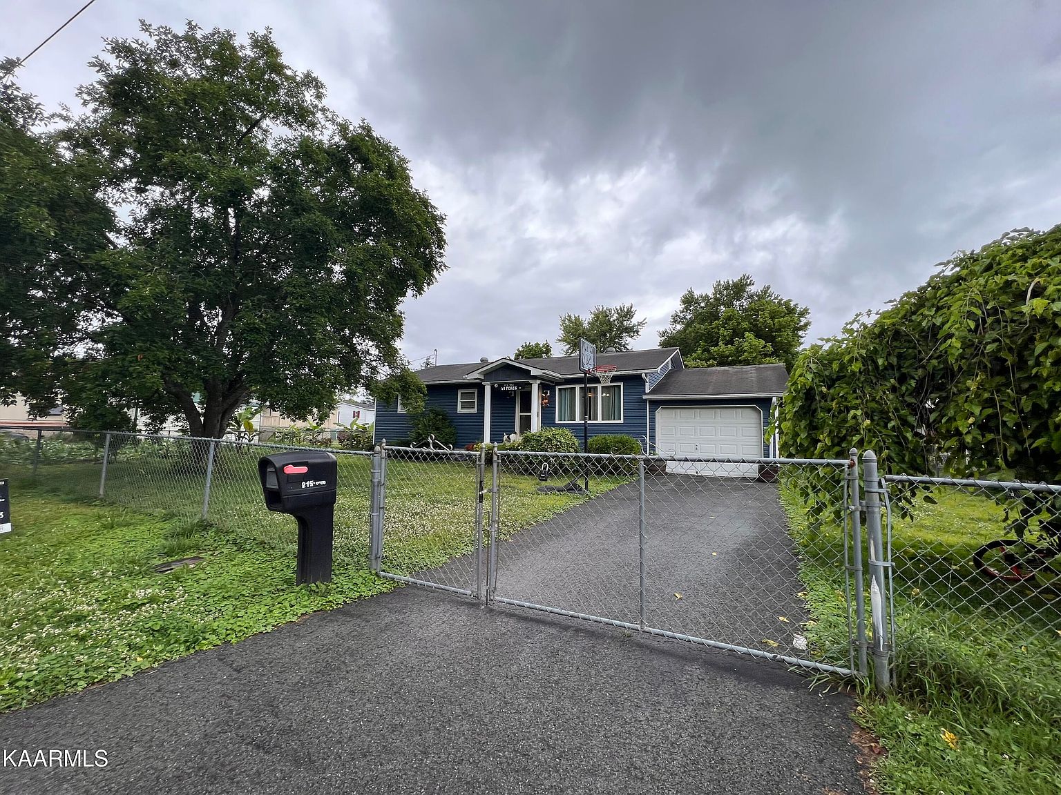 215 Armadale Ave, Middlesboro, KY 40965 MLS 1231228 Zillow