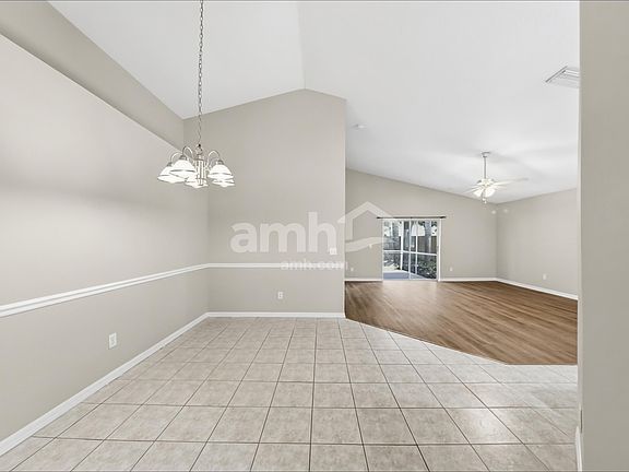 5th image of 24540 Laurel Ridge Dr
