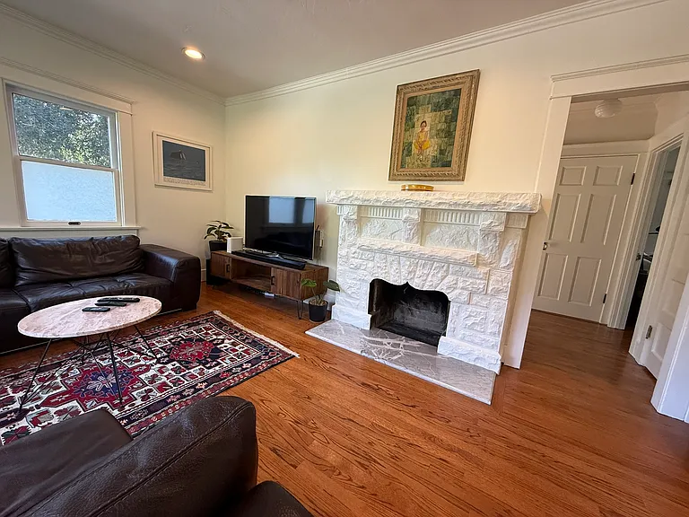 Mount Washington Dr — Photo 13