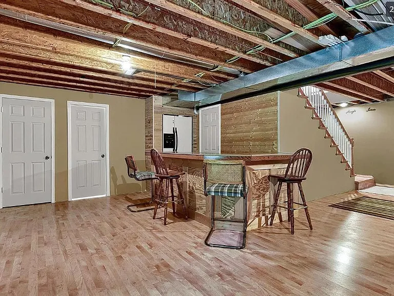 6 Hadley Ln — Photo 42