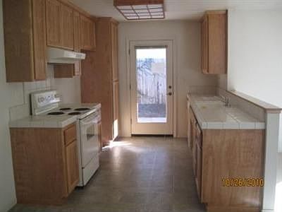 2nd image of 562 Wild Rose Ct