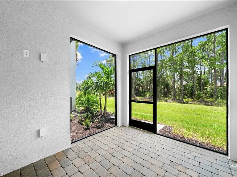 4246 Sonoma Oaks Cir — Photo 27