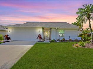 3302 Arlette DR, NAPLES, FL 34109