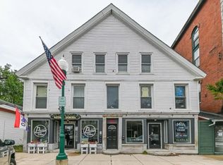 130 Main St #2, Winthrop, ME 04364