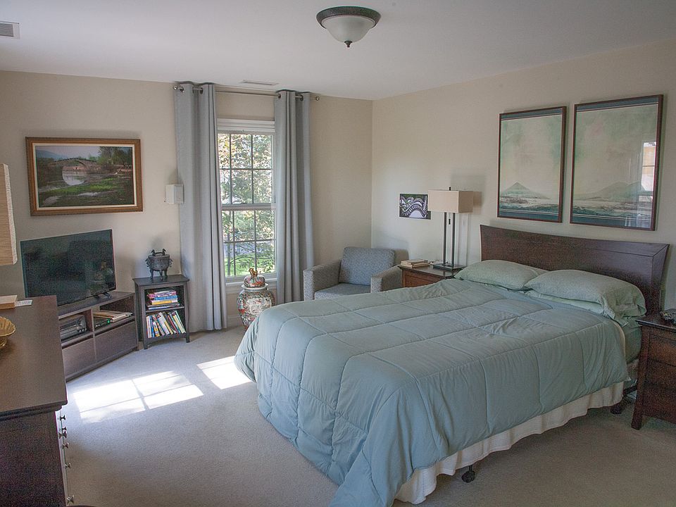 Master bed