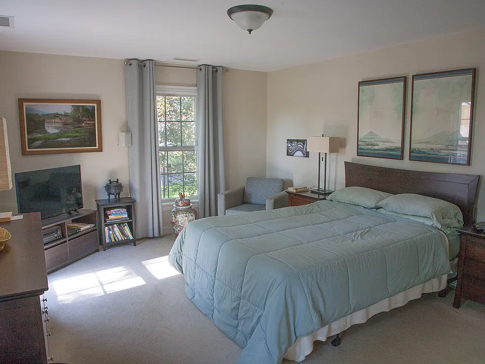 Master bed