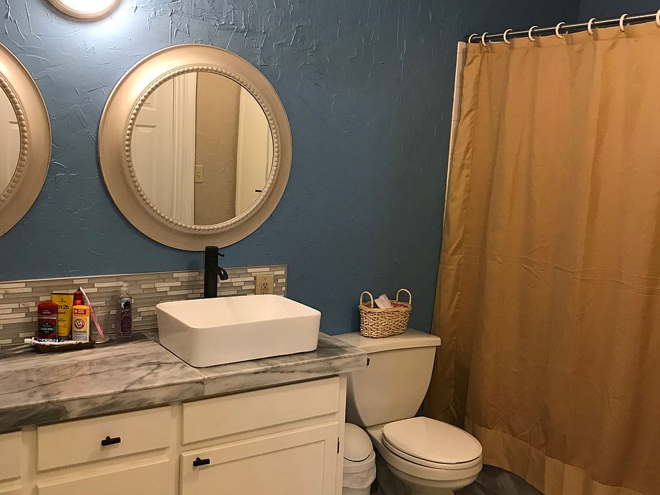 1st image of 513 Meadowcreek Ln