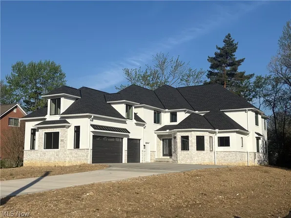 26117 N Woodland Rd, Beachwood, OH 44122