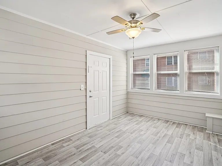 Buckhead Townhomes and Gardens — Photo 47
