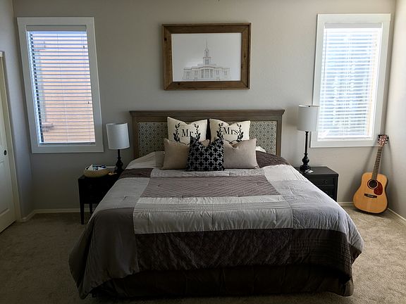 3rd image of 3068 S Southwind Dr