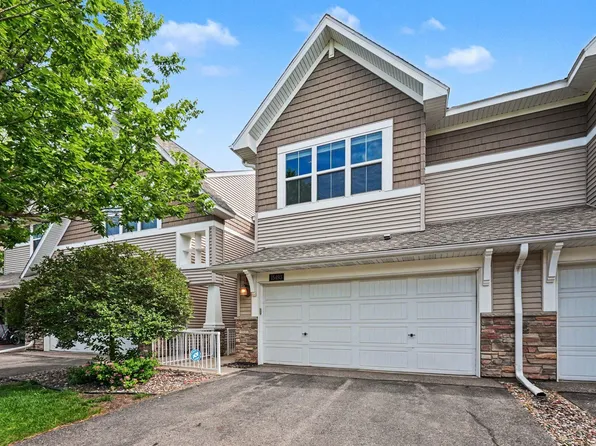 15493 Junegrass Ln, Eden Prairie, MN 55347