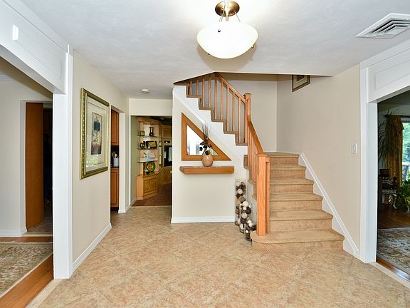 5th image of 2 Verton Ct