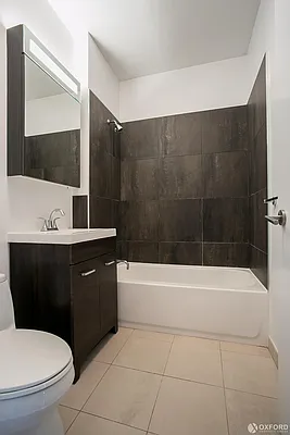 Rented by Oxford Property Group | media 24