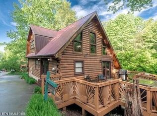 508 Hoot Owl Way, Gatlinburg, TN 37738