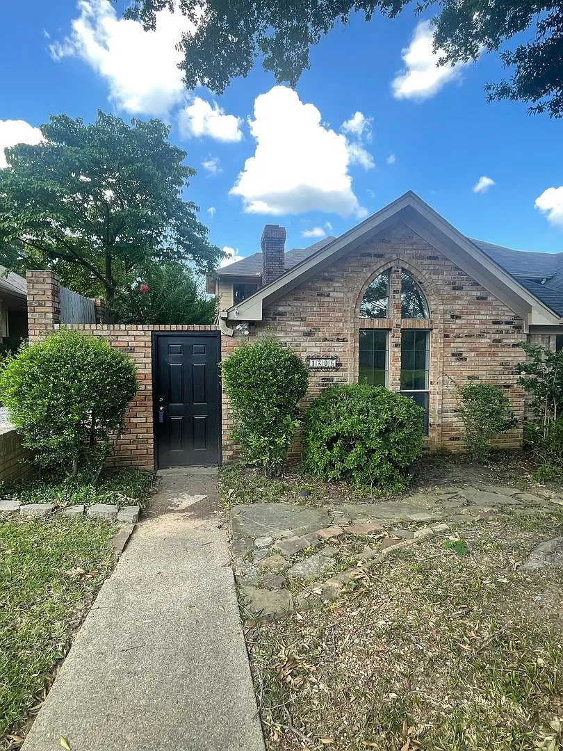 3/2 in Town lake neighborhood — Photo 1