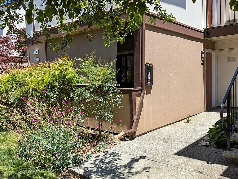 8201 Camino Colegio Dr #213 — Photo 23
