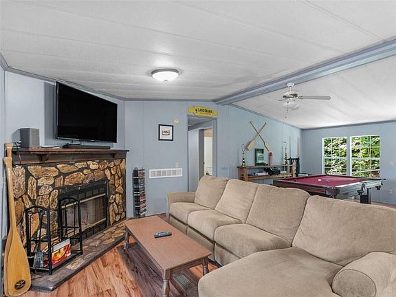 4th image of 1775 Long Piney Rd