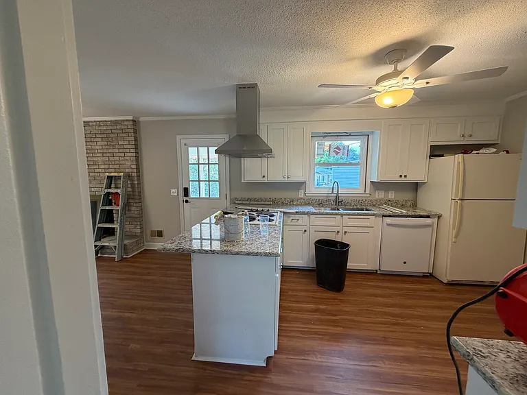 167 Saint Mark Dr — Photo 7