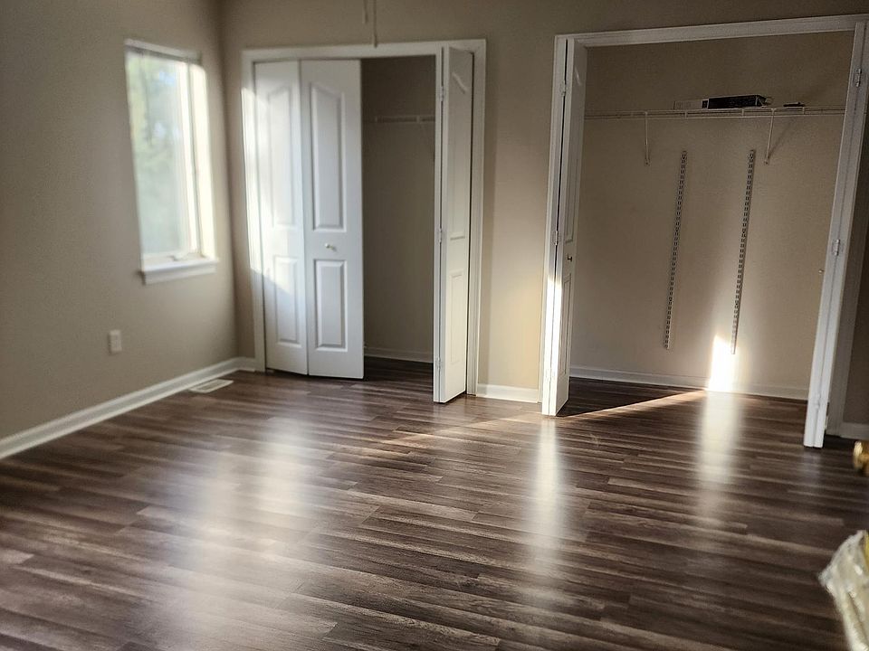 1st image of 1806 Stone Manor Cir