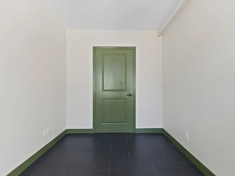 416 N College Ave #4 — Photo 7