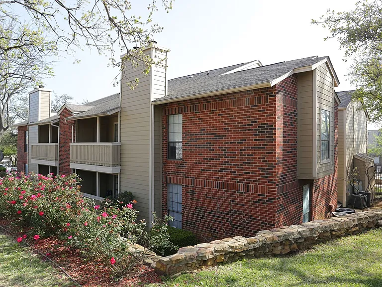 Walnut Ridge Apartments — Photo 13